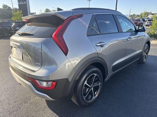 Steel Gray 2026 Kia Niro LX