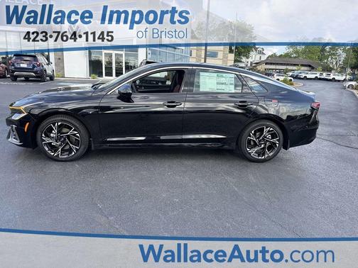 Aurora Black Pearl 2026 Kia K5 GT-Line