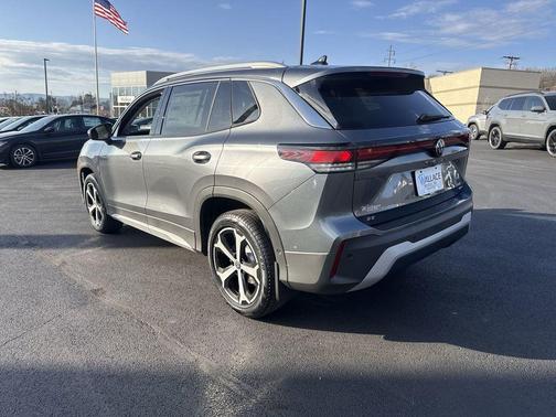 Platinum Gray Metallic 2026 Volkswagen Tiguan 2.0T SE