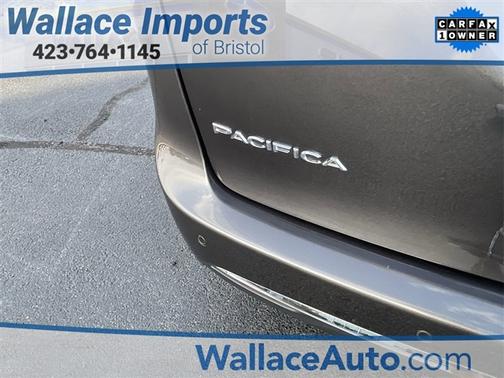 2020 Chrysler Pacifica Touring-L Plus