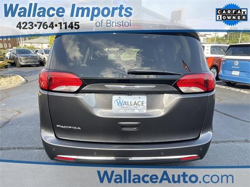 2020 Chrysler Pacifica Touring-L Plus