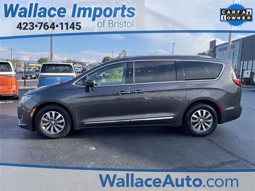 2020 Chrysler Pacifica Touring-L Plus