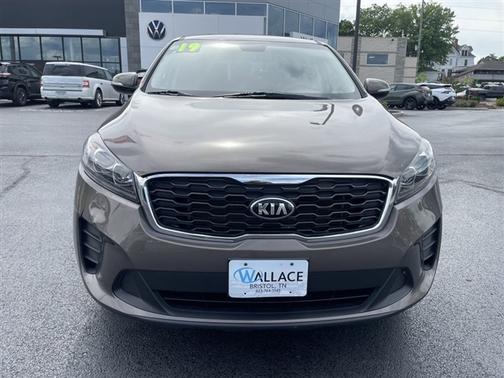 Dragon Brown 2019 Kia Sorento LX