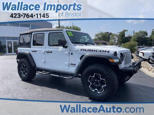 Bright White Clearcoat 2023 Jeep Wrangler Rubicon