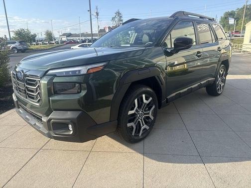Deep Emerald Green 2026 Subaru Outback Touring XT