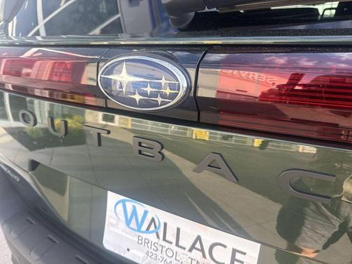 Deep Emerald Green 2026 Subaru Outback Touring XT