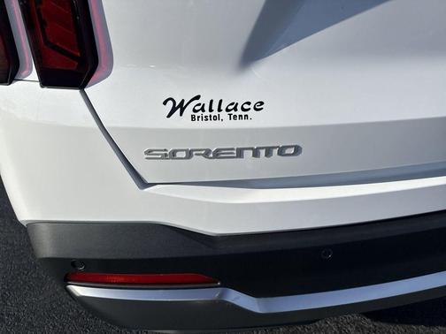 Glacial White Pearl 2026 Kia Sorento S