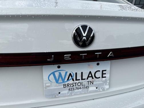 Pure White 2026 Volkswagen Jetta 1.5T S