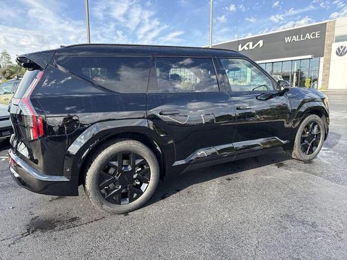 Ebony Black 2026 Kia EV9 Land