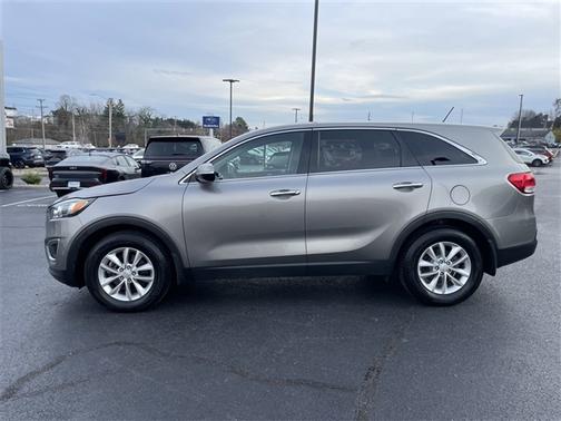 2018 Kia Sorento L
