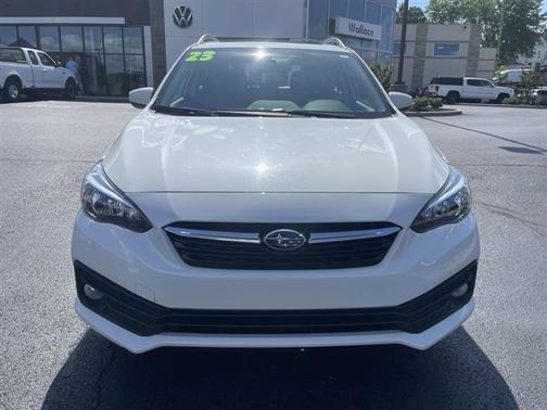 Crystal White Pearl 2023 Subaru Impreza Premium