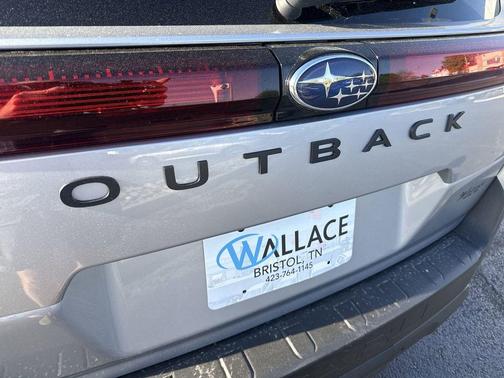 Ice Silver Metallic 2026 Subaru Outback Premium