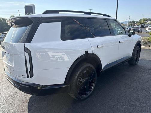 Glacial White Pearl 2027 Kia Telluride SX