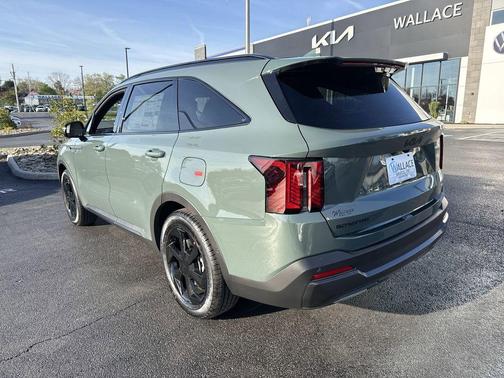 Green 2026 Kia Sorento Hybrid X-LINE SX PRESTIGE