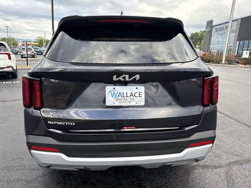 2025 Kia Sorento LX