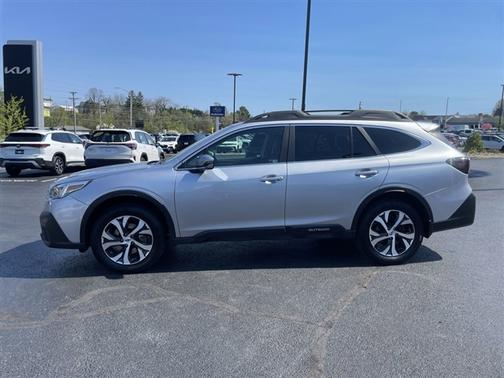 Ice Silver Metallic 2022 Subaru Outback Limited