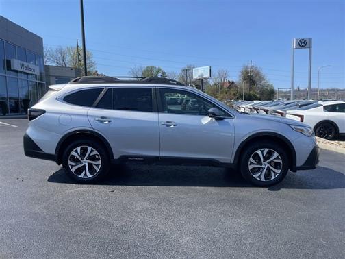 Ice Silver Metallic 2022 Subaru Outback Limited