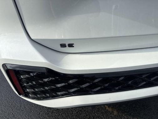 Opal White Pearl 2026 Volkswagen Tiguan 2.0T SE R-Line Black
