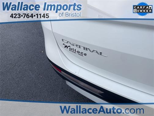 2023 Kia Carnival LX