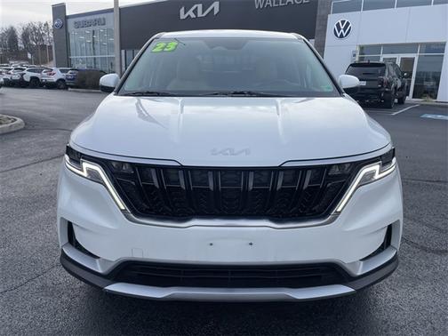 2023 Kia Carnival LX