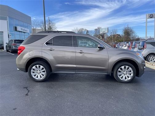 2011 Chevrolet Equinox 2LT