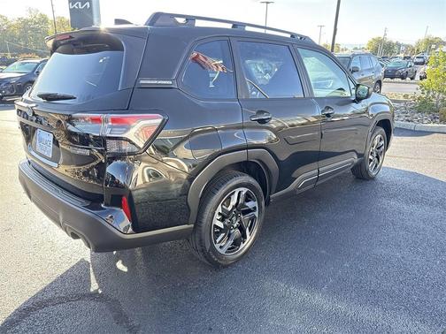 2025 Subaru Forester Hybrid Premium