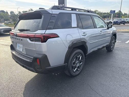 Ice Silver Metallic 2026 Subaru Outback Premium