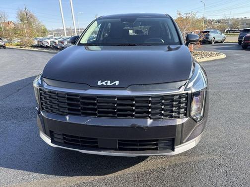 Gray Metallic 2026 Kia Sportage LX