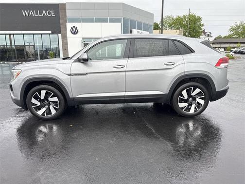 2025 Volkswagen Atlas Cross Sport 2.0T SE w/Technology