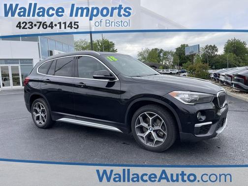 Black Sapphire Metallic 2018 BMW X1 sDrive28i