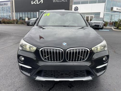 Black Sapphire Metallic 2018 BMW X1 sDrive28i