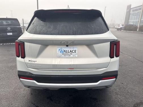 Ivory Silver 2026 Kia Sorento LX