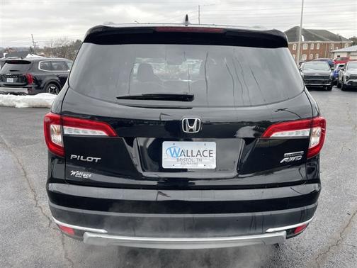 2022 Honda Pilot Touring 7-Passenger