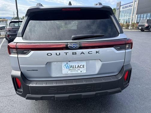 Ice Silver Metallic 2026 Subaru Outback Premium