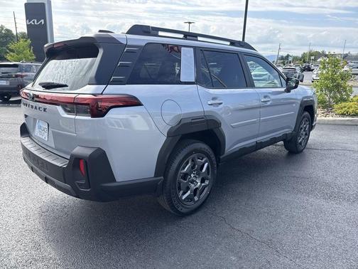 Ice Silver Metallic 2026 Subaru Outback Premium