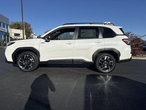Crystal White Pearl 2026 Subaru Forester Premium