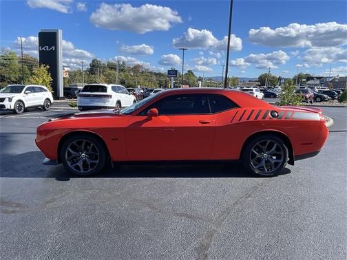 2018 Dodge Challenger SXT