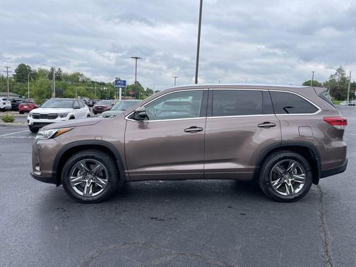 Walnut 2017 Toyota Highlander Limited Platinum