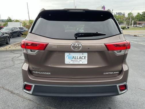 Walnut 2017 Toyota Highlander Limited Platinum