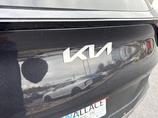 Gray Metallic 2026 Kia Sportage LX