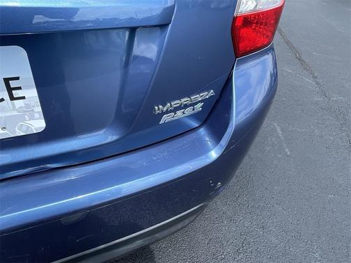 2015 Subaru Impreza 2.0i