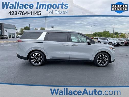 2024 Kia Carnival EX