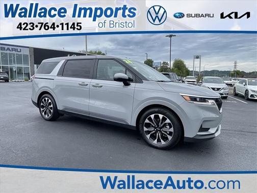2024 Kia Carnival EX