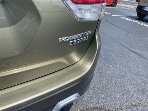 Autumn Green Metallic 2022 Subaru Forester Touring