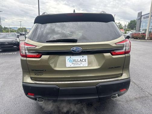 Autumn Green Metallic 2026 Subaru Ascent Premium