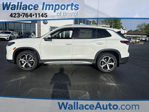 Pure White 2026 Volkswagen Tiguan 2.0T SE