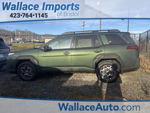 Deep Emerald Green 2026 Subaru Outback Premium