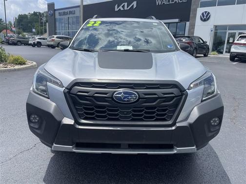 Ice Silver Metallic 2022 Subaru Forester Wilderness