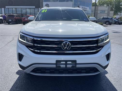 Pure White 2021 Volkswagen Atlas Cross Sport 2.0T S