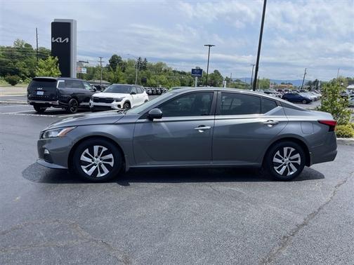 Gun Metallic 2020 Nissan Altima 2.5 S